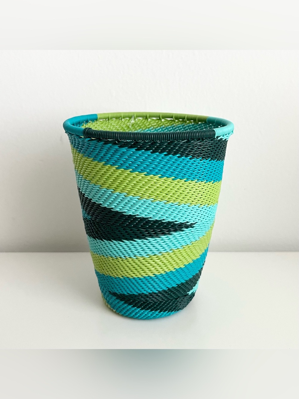 NWT Handwoven Mini Wire Basket Cup by Zulu Tribe South Africa Green Blue 4.5"